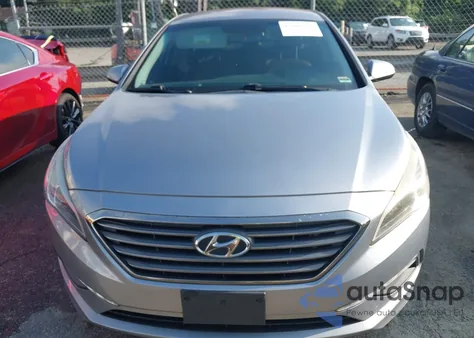 2015 Hyundai Sonata Limited z USA, uszkodzony, nr VIN 5NPE34AF7FH235353